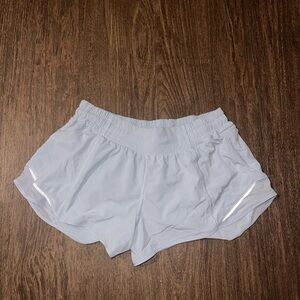 Lululemon 2.5” Hotty Hot Shorts in Blue Linen